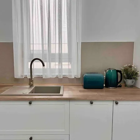 Quiet Deluxe Coresi - Free Parking *